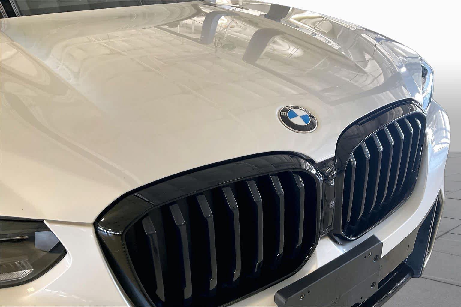 Used 2024 BMW X3 sDrive30i w/ M Sport Package RWD image 30