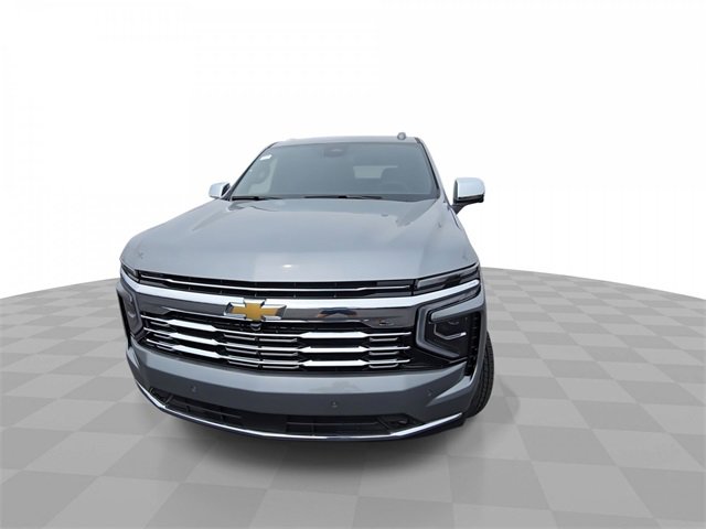 New 2025 Chevrolet Suburban Premier image 3
