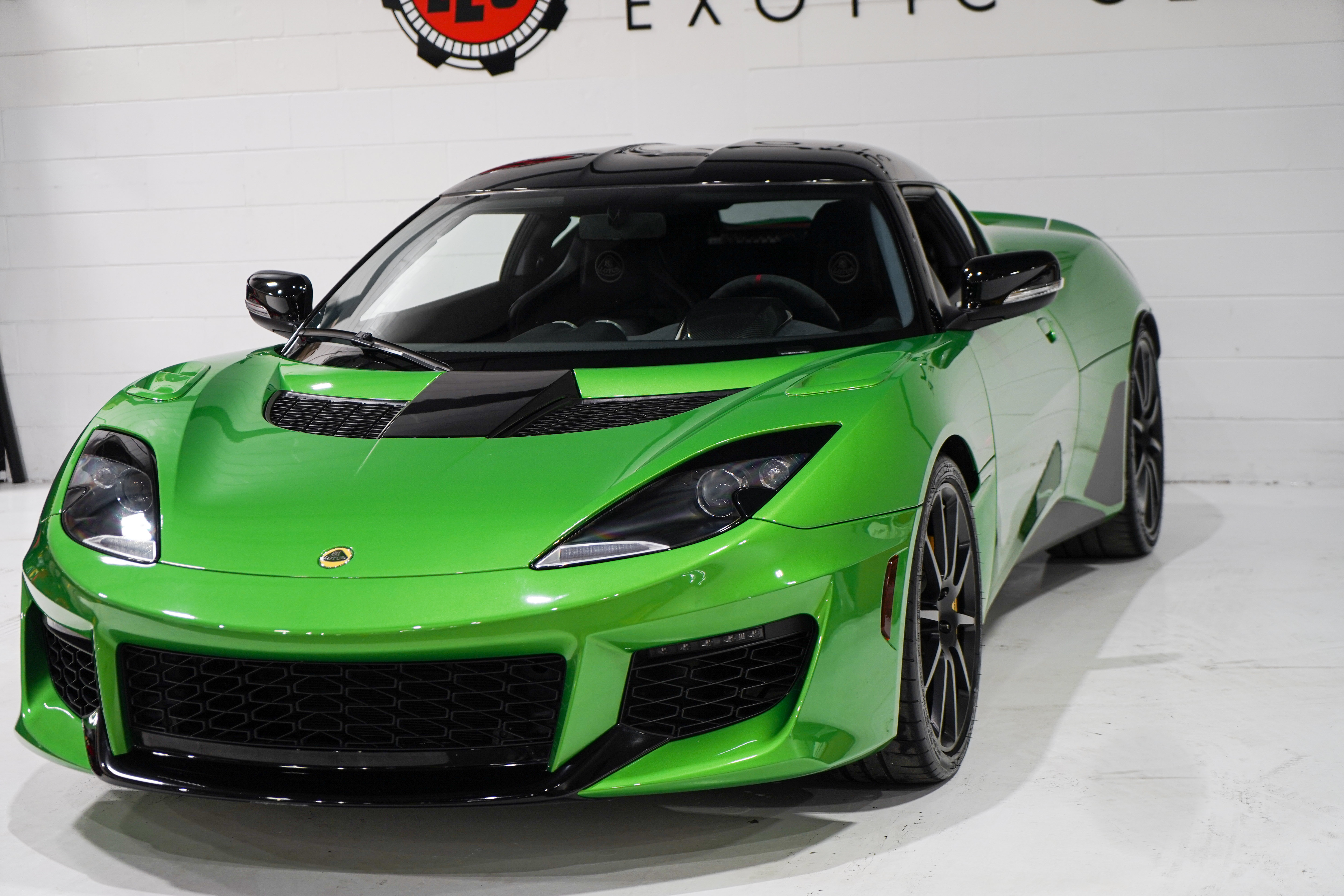 Used 2020 Lotus Evora RWD image 31