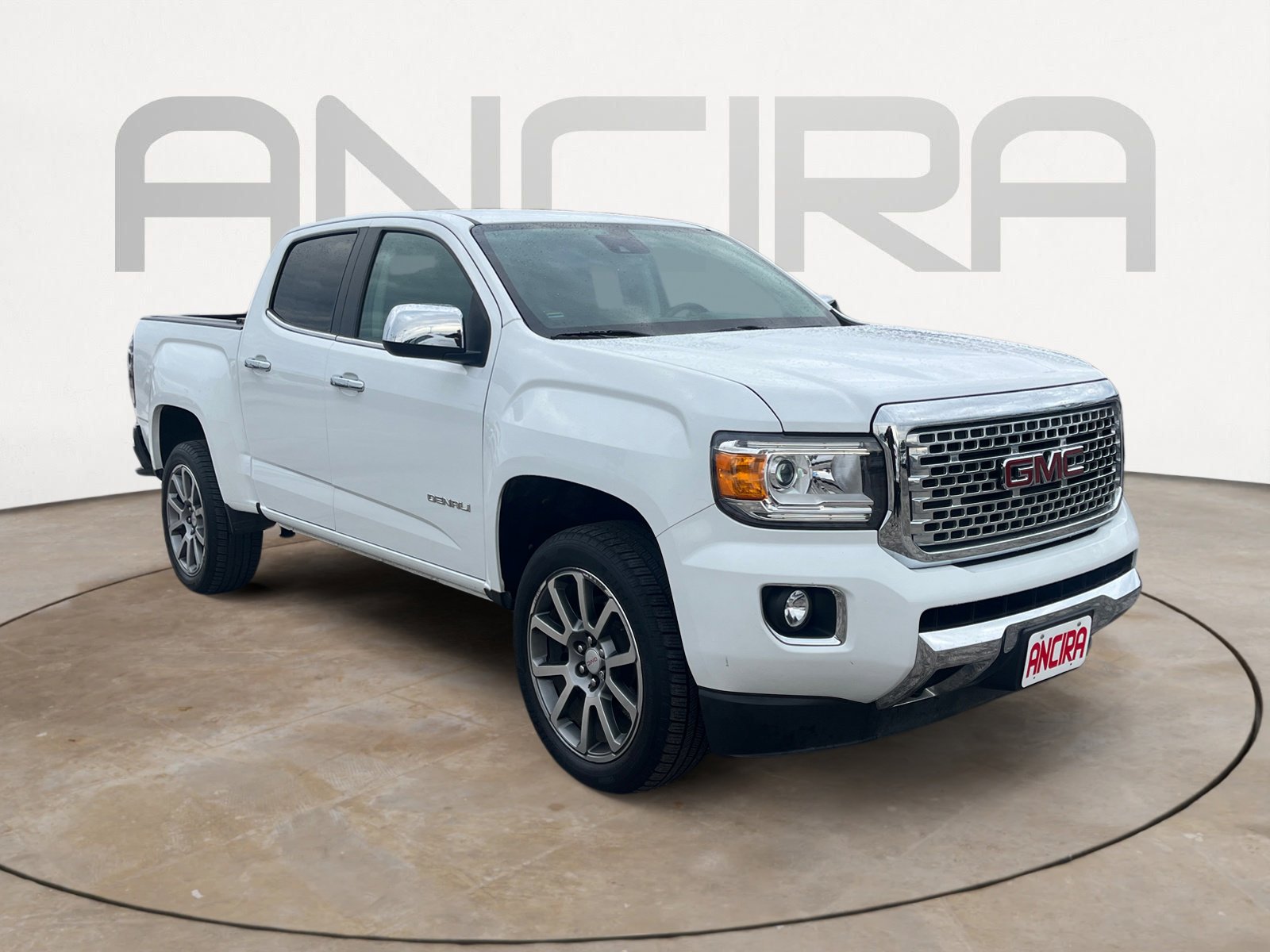 Used 2019 GMC Canyon Denali image 4