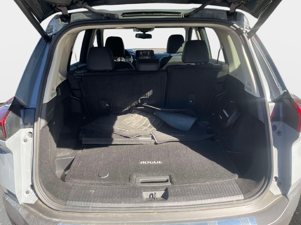 Used 2023 Nissan Rogue SL w/ SL Premium Package FWD image 15