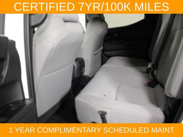Used 2025 Toyota Tacoma SR5 AWD/4WD image 11