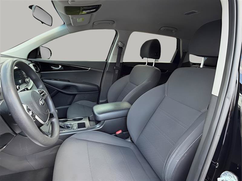 Used 2020 Kia Sorento FWD V6 image 18