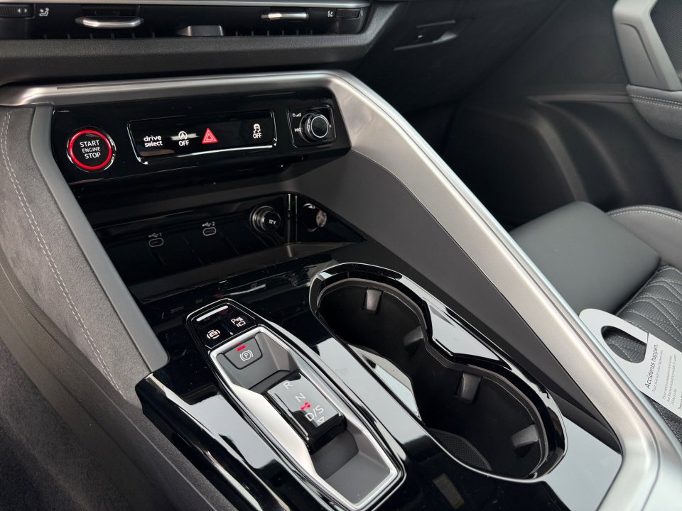 New 2026 Audi SQ5 Premium Plus image 20