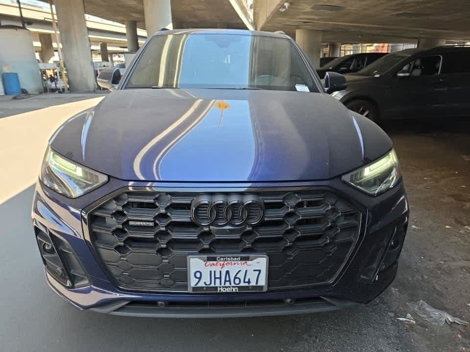 Used 2023 Audi Q5 2.0T Premium Plus w/ Premium Plus Package AWD/4WD image 2