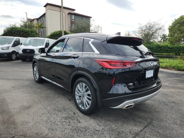 Used 2025 INFINITI QX50 Luxe image 11
