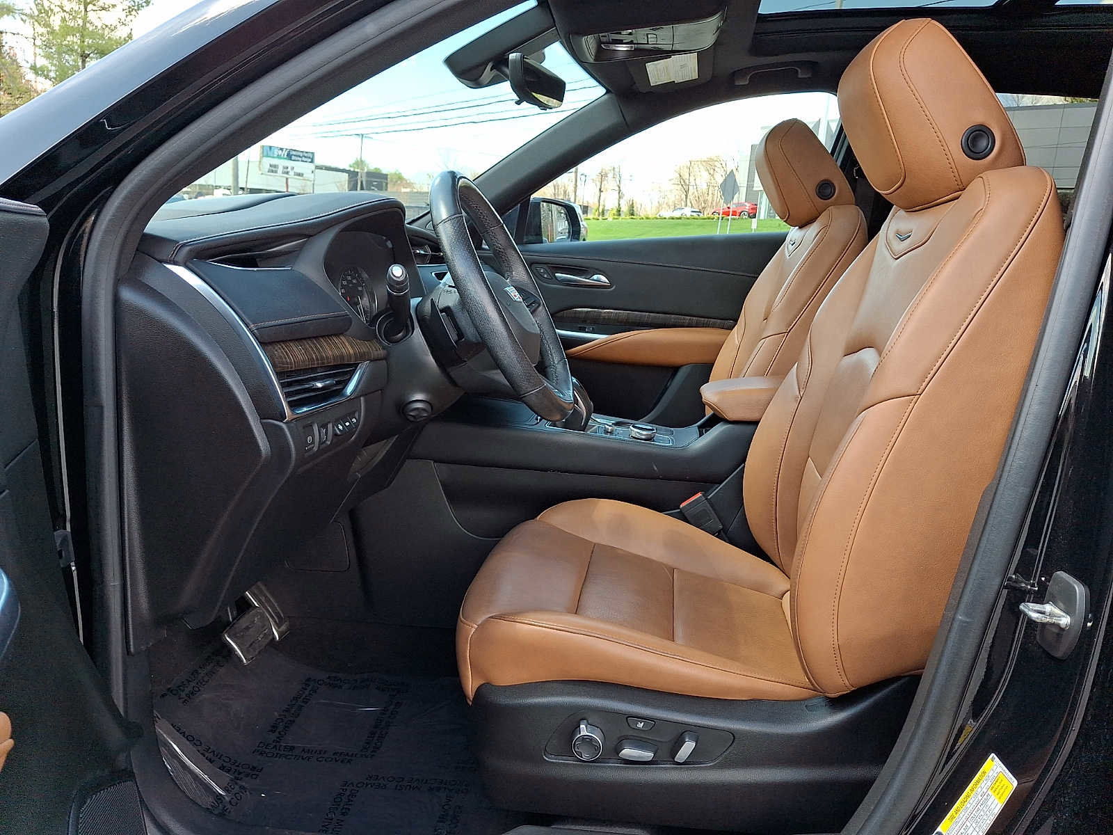 Used 2019 Cadillac XT4 Sport image 17
