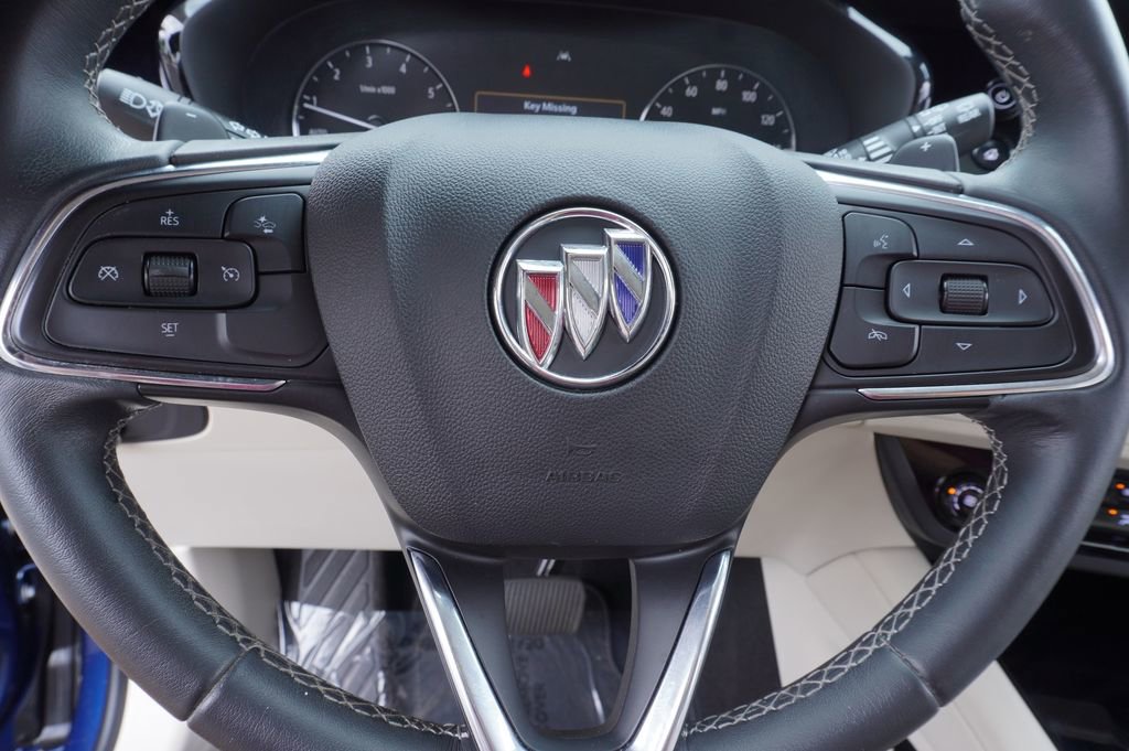 Used 2023 Buick Envision Preferred image 17