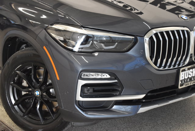 Used 2021 BMW X5 xDrive40i w/ Premium Package AWD/4WD image 32