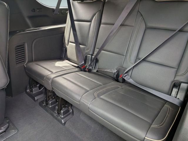 Used 2021 GMC Yukon XL SLT w/ SLT Premium Package AWD/4WD image 30