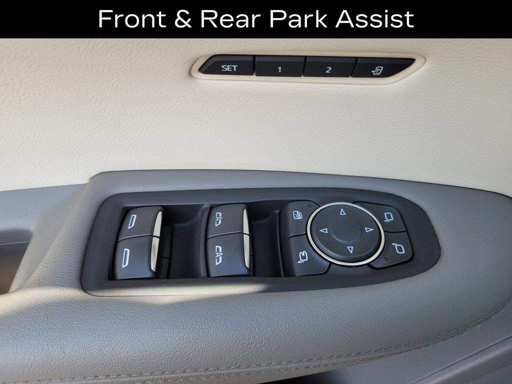 Used 2022 Cadillac XT5 Premium Luxury w/ LPO, Floor Liner Package FWD image 12