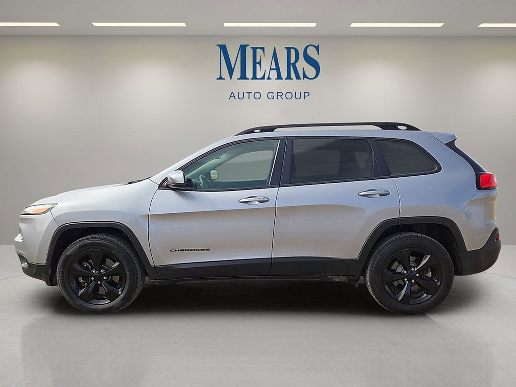 Used 2016 Jeep Cherokee High Altitude image 2