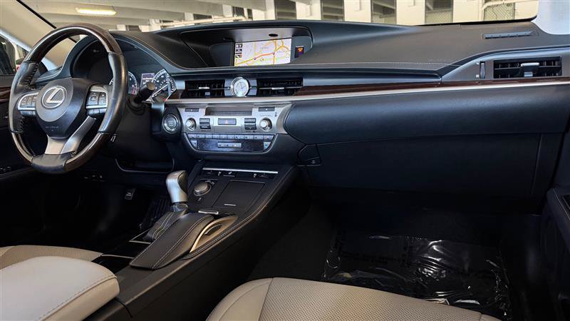 Used 2018 Lexus ES 350 w/ Navigation System Package FWD image 36