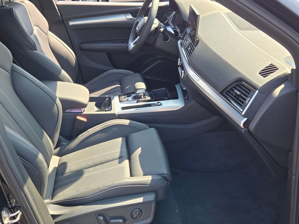 Used 2025 Audi Q5 2.0T Premium Plus image 10