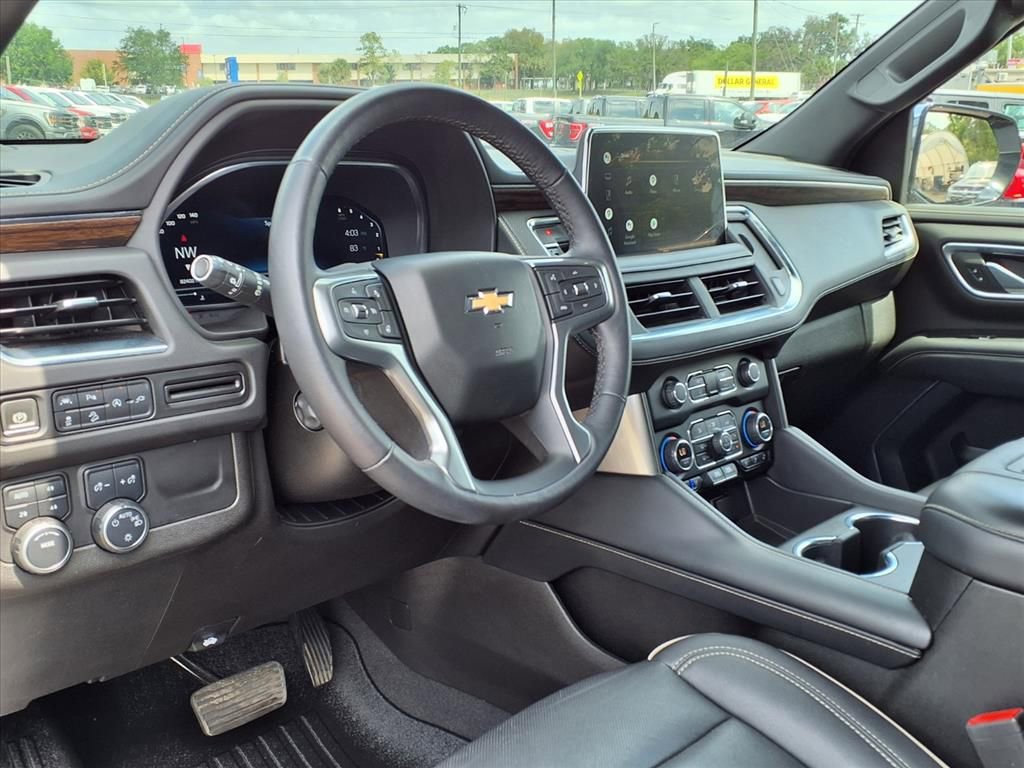 Used 2022 Chevrolet Tahoe Premier AWD/4WD image 23