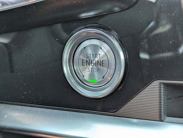 Used 2025 Chevrolet Corvette Stingray Coupe w/ 1LT RWD image 28