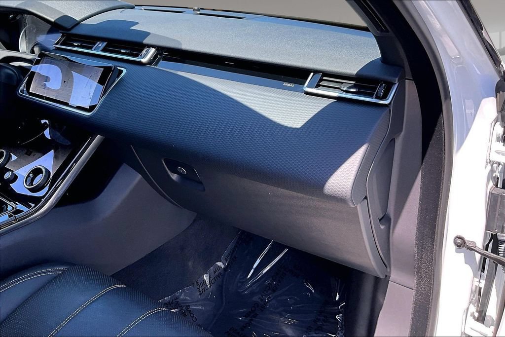 Certified 2023 Land Rover Range Rover Velar R-Dynamic S AWD/4WD image 24