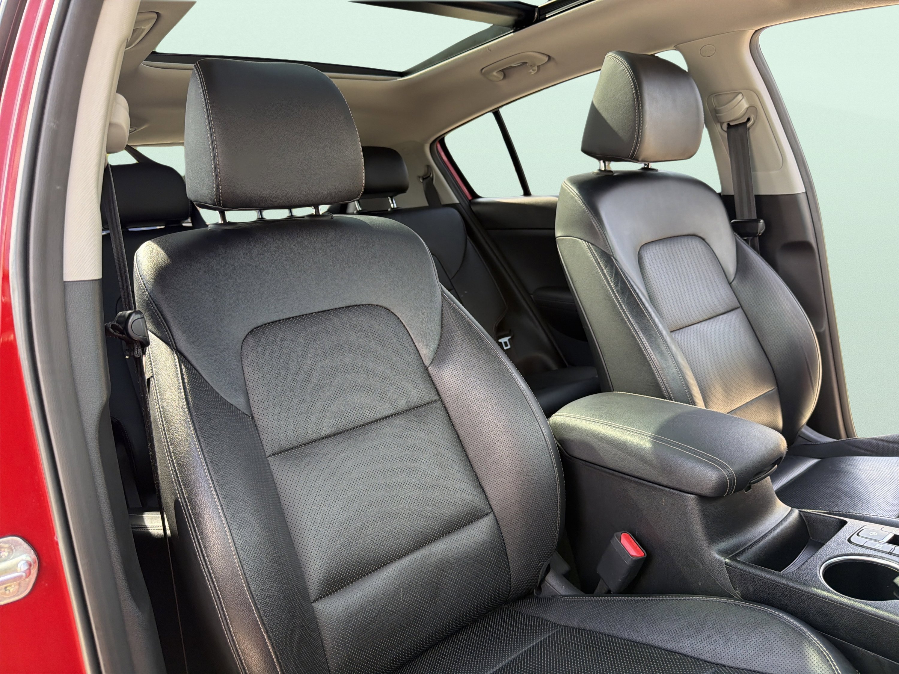 Used 2022 Kia Sportage EX w/ EX Technology Package FWD image 41