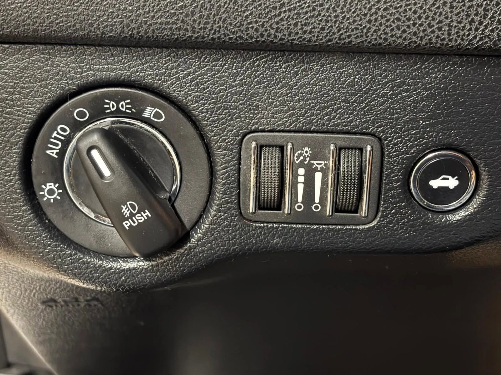 Used 2017 Chrysler 300 Limited w/ Value Package AWD/4WD image 32