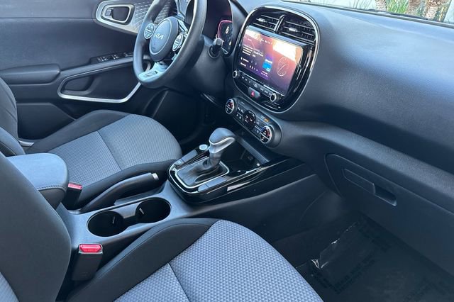 Used 2023 Kia Soul S image 18