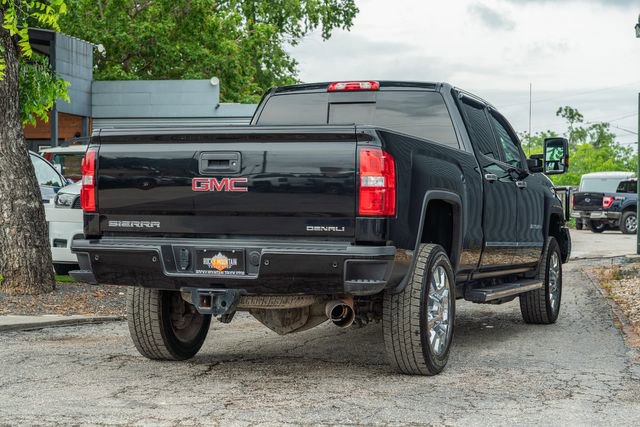 Used 2017 GMC Sierra 2500 Denali w/ Duramax Plus Package image 6