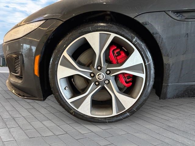 New 2024 Jaguar F-TYPE R-Dynamic RWD image 9