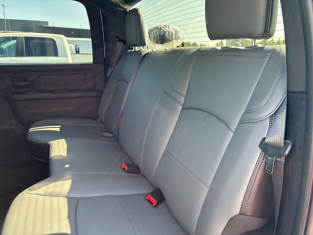 New 2026 RAM 3500 Tradesman AWD/4WD image 23