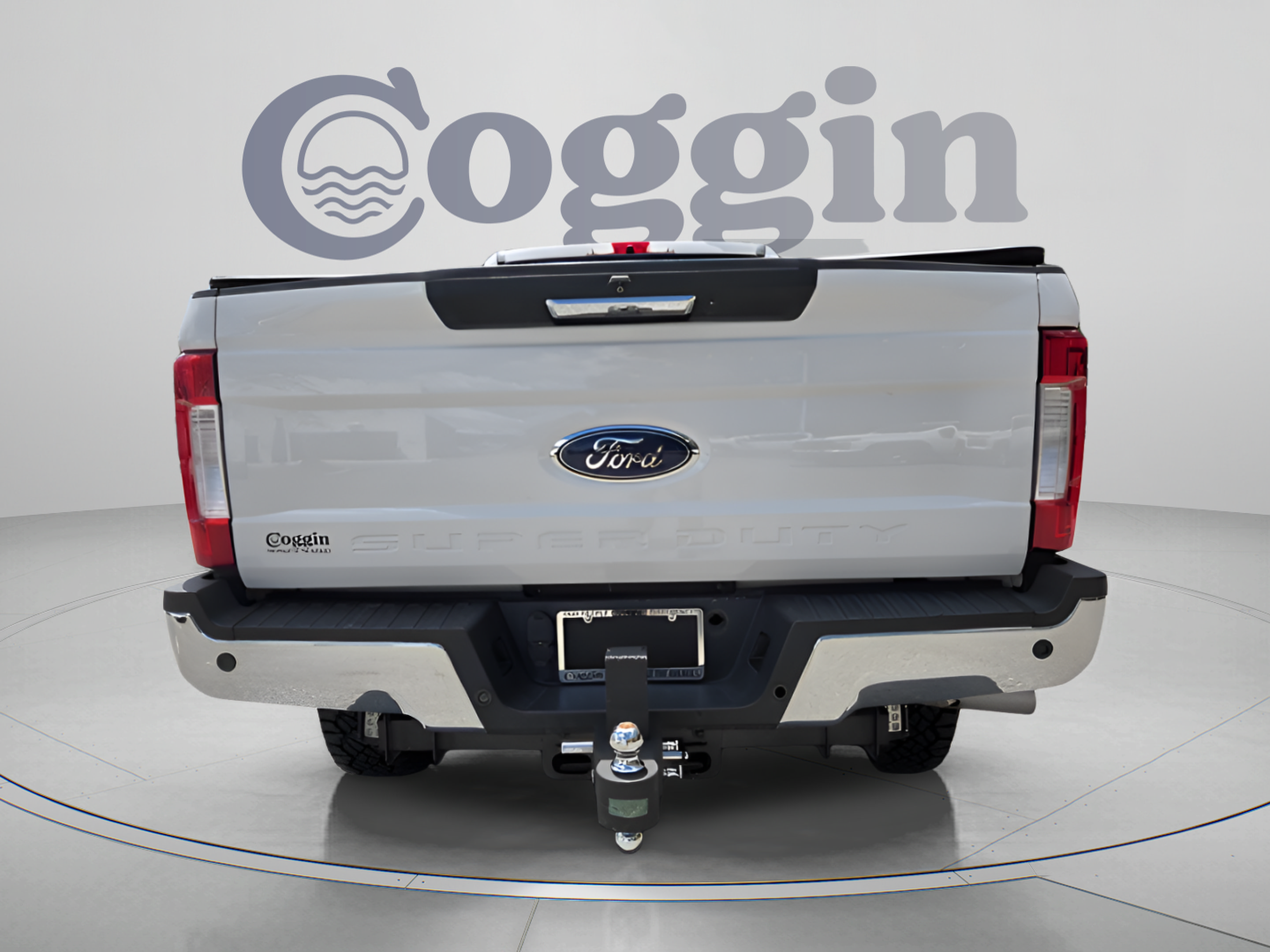 Used 2019 Ford F350 Lariat w/ Lariat Value Package AWD/4WD image 4