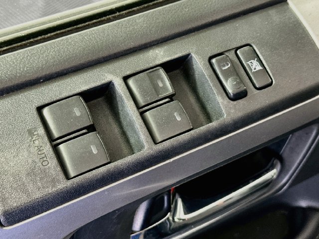 Used 2017 Toyota 4Runner SR5 RWD image 20