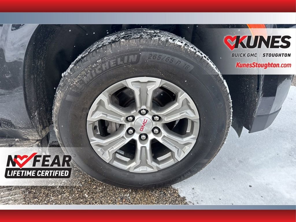 Used 2023 GMC Yukon SLE image 15