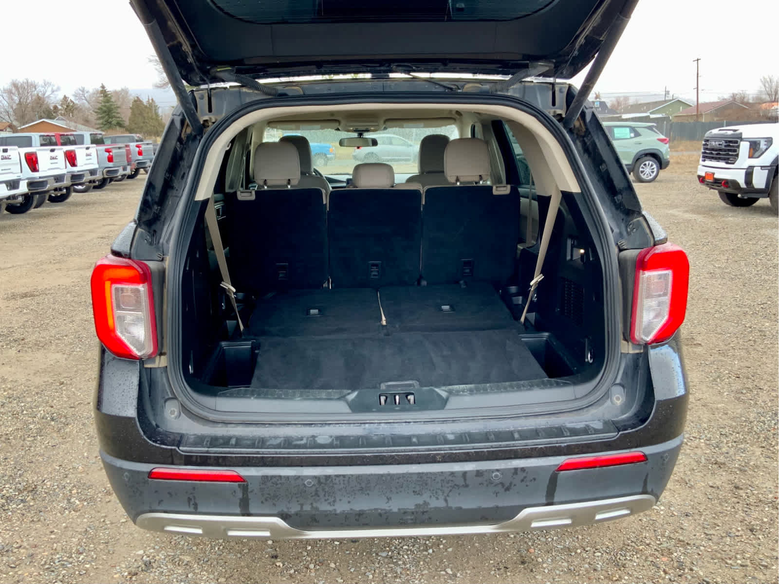 Used 2023 Ford Explorer XLT w/ Equipment Group 202A image 24