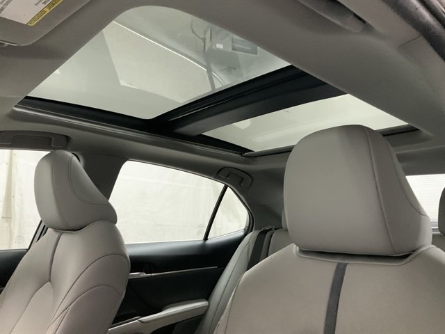 Used 2021 Toyota Camry XLE w/ Navigation Package AWD/4WD image 35
