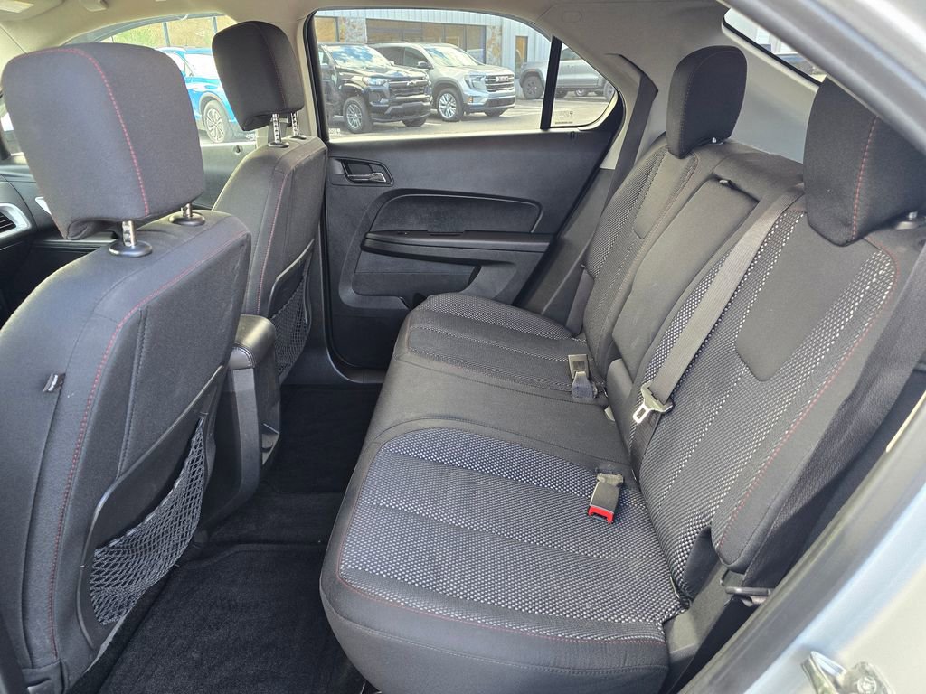 Used 2017 Chevrolet Equinox LT w/ Convenience Package image 10