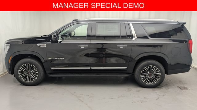 Used 2026 GMC Yukon XL Elevation w/ Elevation Premium Package AWD/4WD image 6