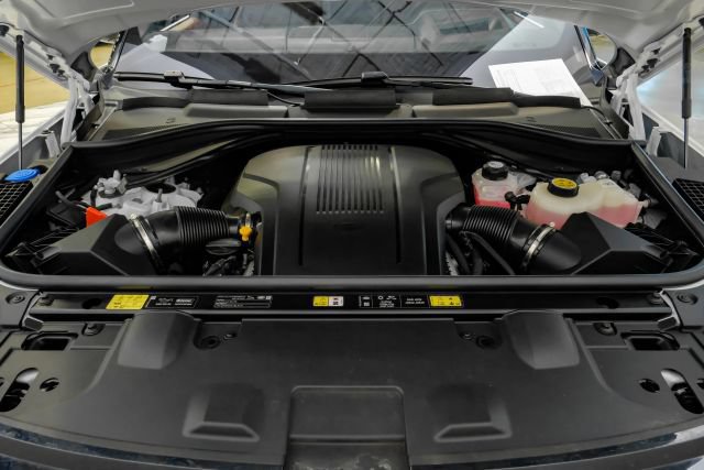Used 2025 Land Rover Range Rover Long Wheelbase Autobiography AWD/4WD image 61