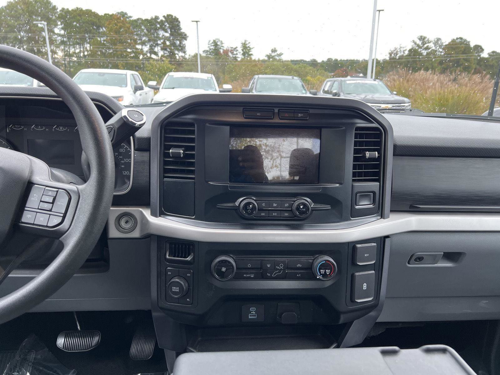 Used 2023 Ford F150 XLT image 17