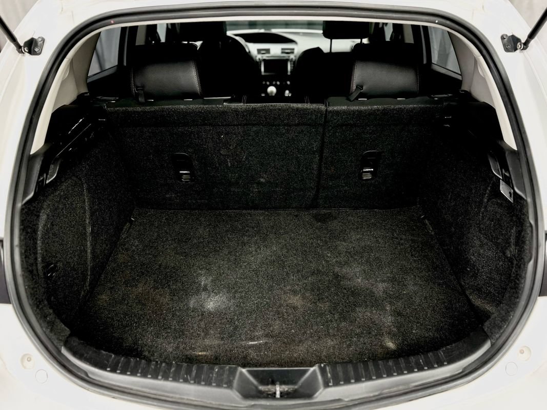 Used 2013 MAZDA MAZDA3 Touring FWD image 34