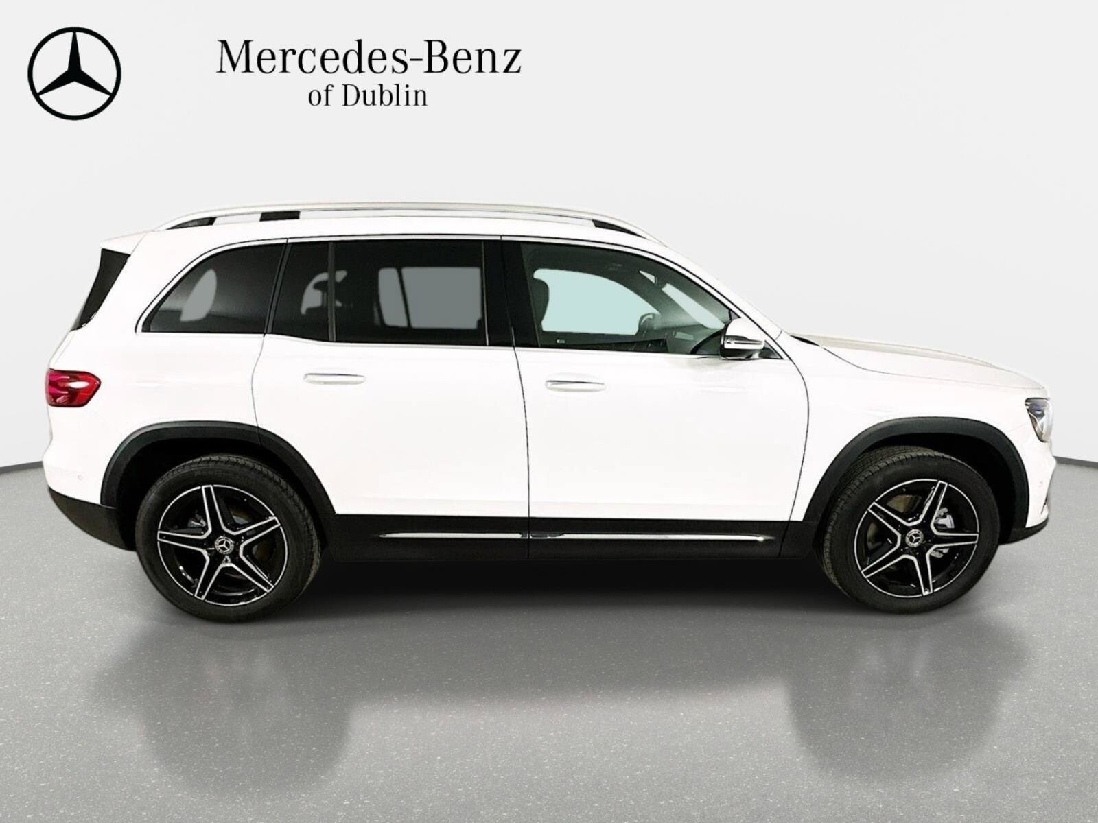 Used 2026 Mercedes-Benz GLB 250 4MATIC image 4