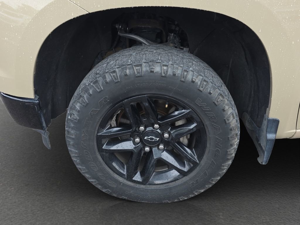 Used 2023 Chevrolet Silverado 1500 LT Trail Boss AWD/4WD image 4