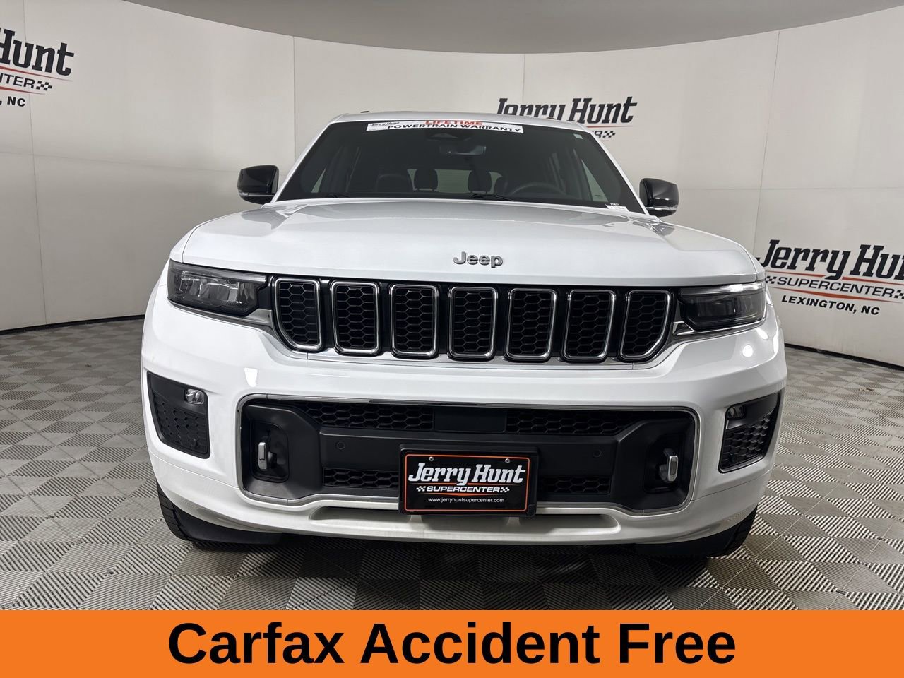Used 2023 Jeep Grand Cherokee L Overland AWD/4WD image 3