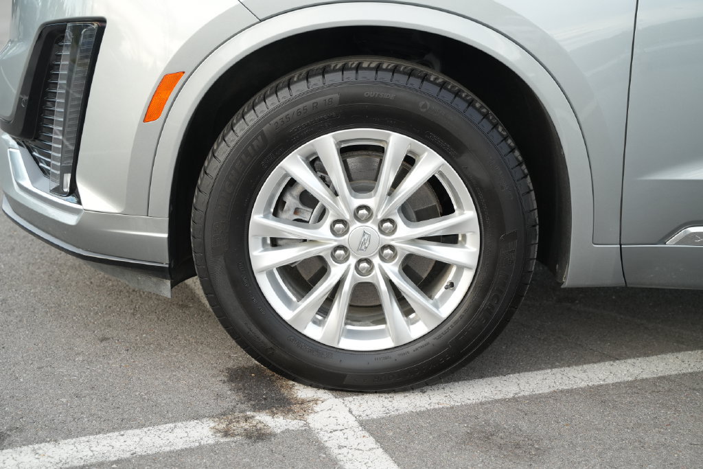 Used 2024 Cadillac XT6 Luxury AWD/4WD image 12