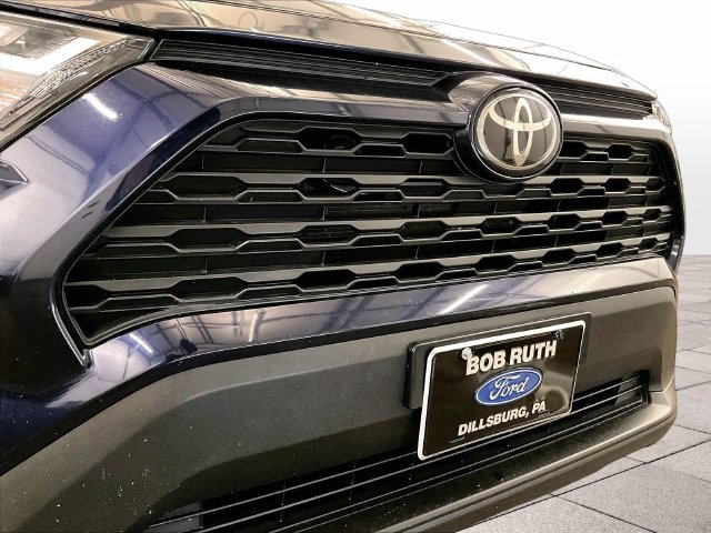 Used 2022 Toyota RAV4 XLE AWD/4WD image 29