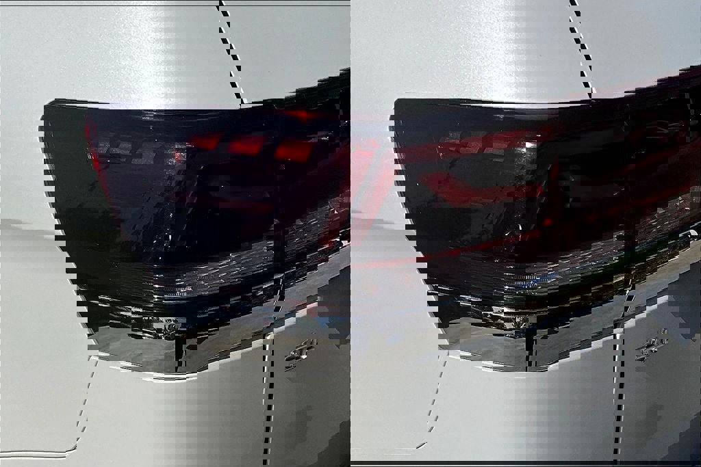 Certified 2024 Volkswagen Atlas SEL Premium R-Line image 29