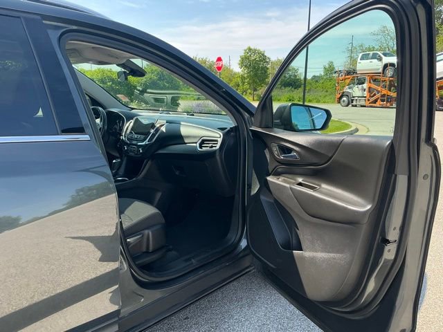 Used 2020 Chevrolet Equinox LT AWD/4WD image 17