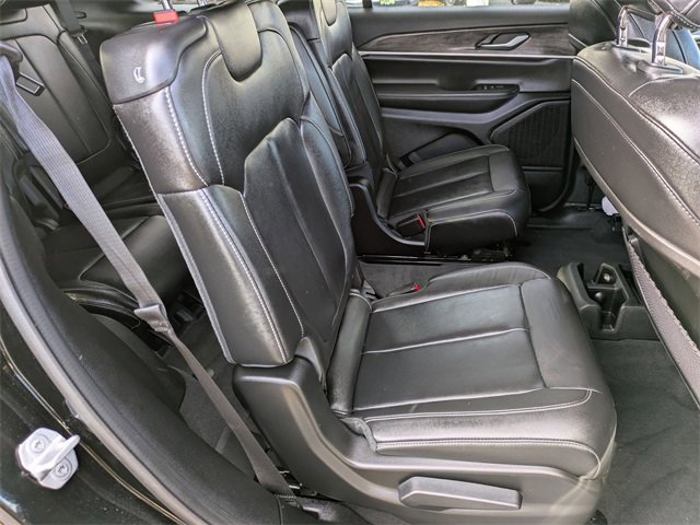 Certified 2023 Jeep Grand Cherokee L Limited w/ Trailer Tow Group (B) image 28