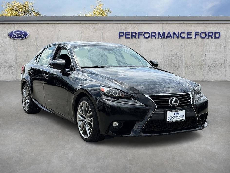 Used 2016 Lexus IS 200t w/ Navigation System Package RWD image 4
