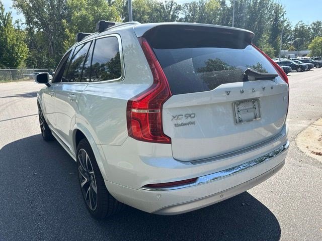 Used 2022 Volvo XC90 T8 Inscription Expression w/ Advanced Package AWD/4WD image 7