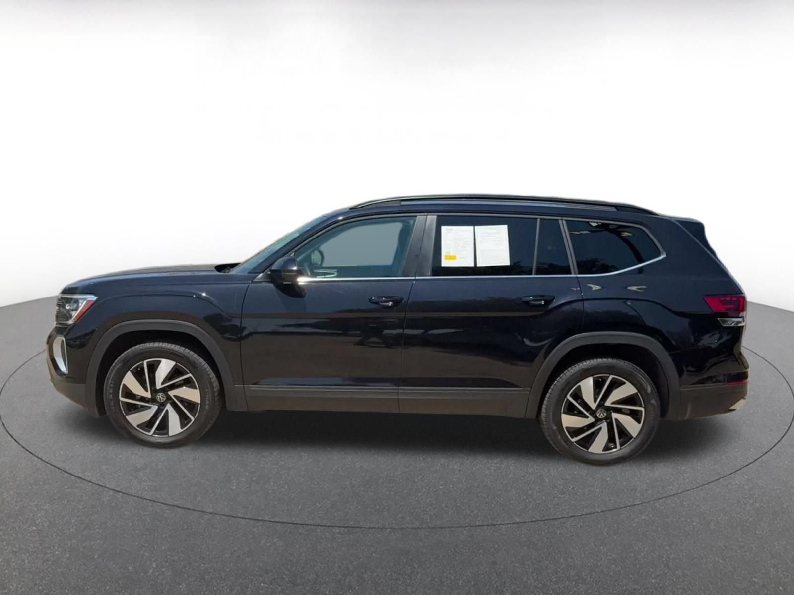 Used 2026 Volkswagen Atlas SE AWD/4WD image 8