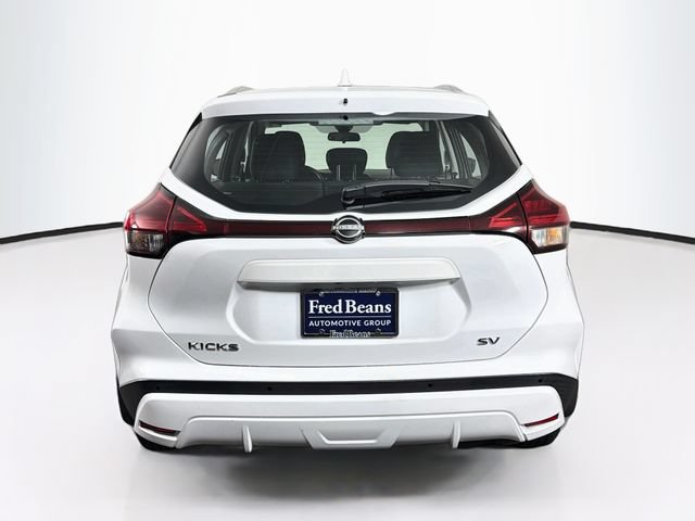 Certified 2023 Nissan Kicks SV FWD image 8