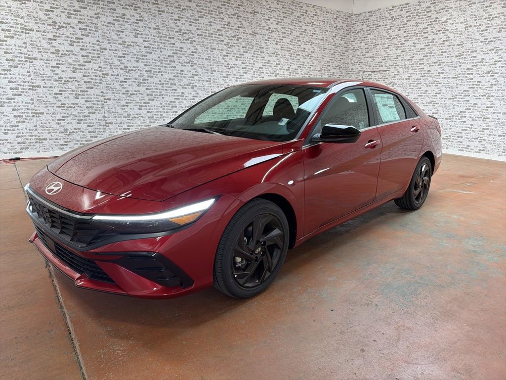 New 2026 Hyundai Elantra SEL Sport image 3